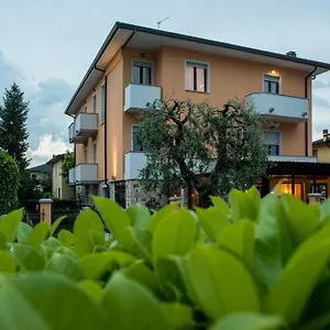 Fiordaliso Szálloda